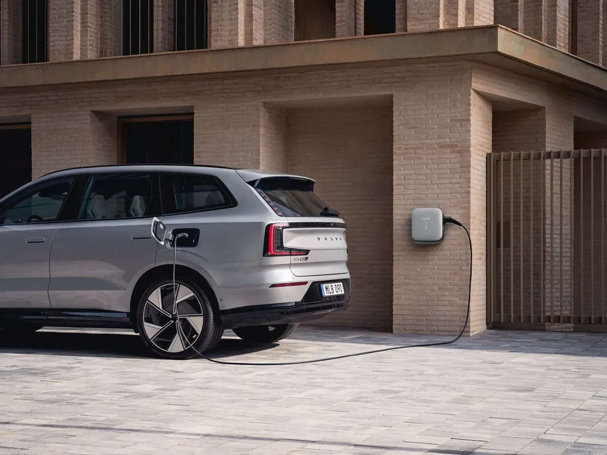 2026 Volvo EX90 EV SUV set for Malaysia launch