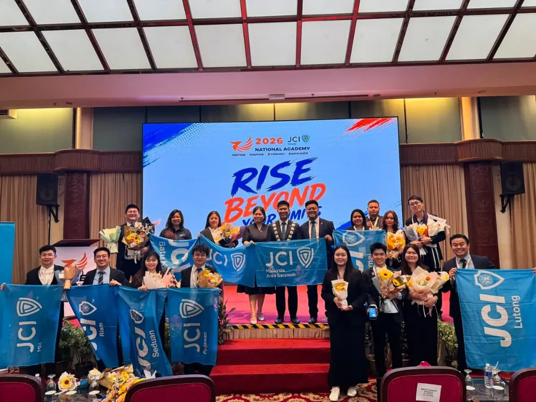 Three Chinese nationals held in Kuching over home repair
