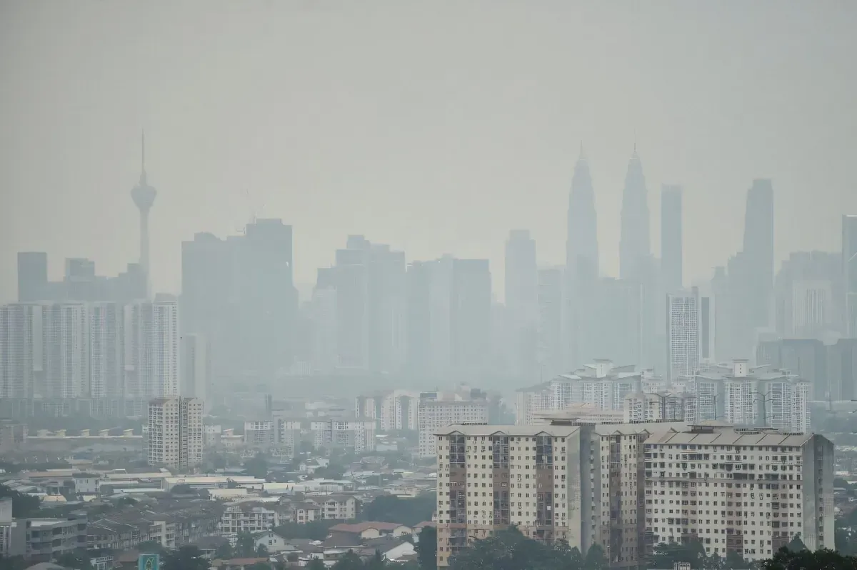 Sarawak haze: Six areas hit hazardous API readings